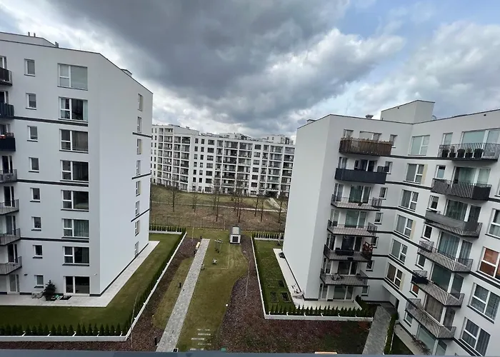 Royal Family Metro Mlociny Apartman *