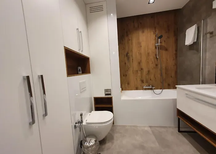 Royal Family Metro Mlociny * Varsó