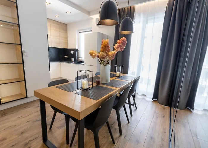 Royal Family Metro Mlociny Appartement Varsovie