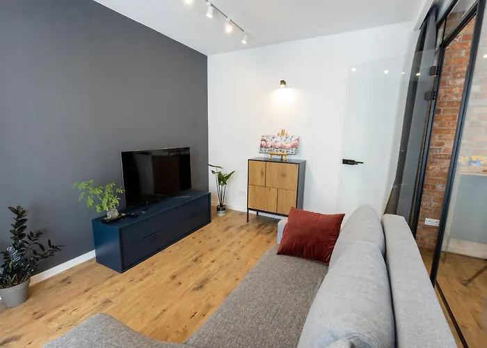 Royal Family Metro Mlociny *